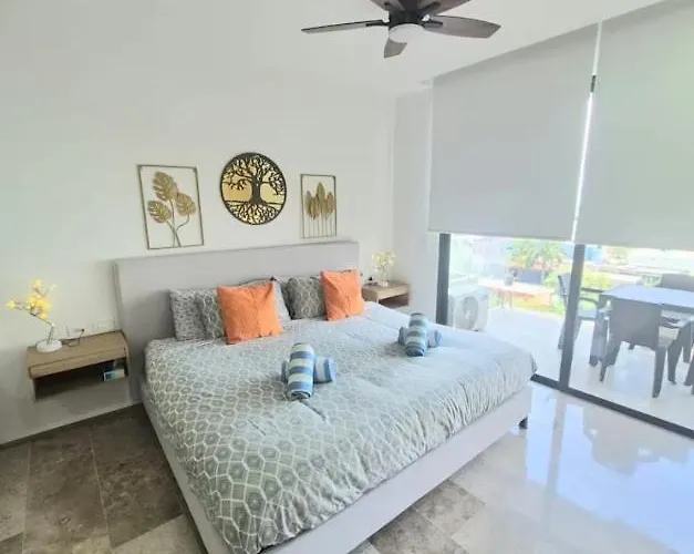 Casa Tangerina Elegante De Lujo En Playa Apartment Playa del Carmen